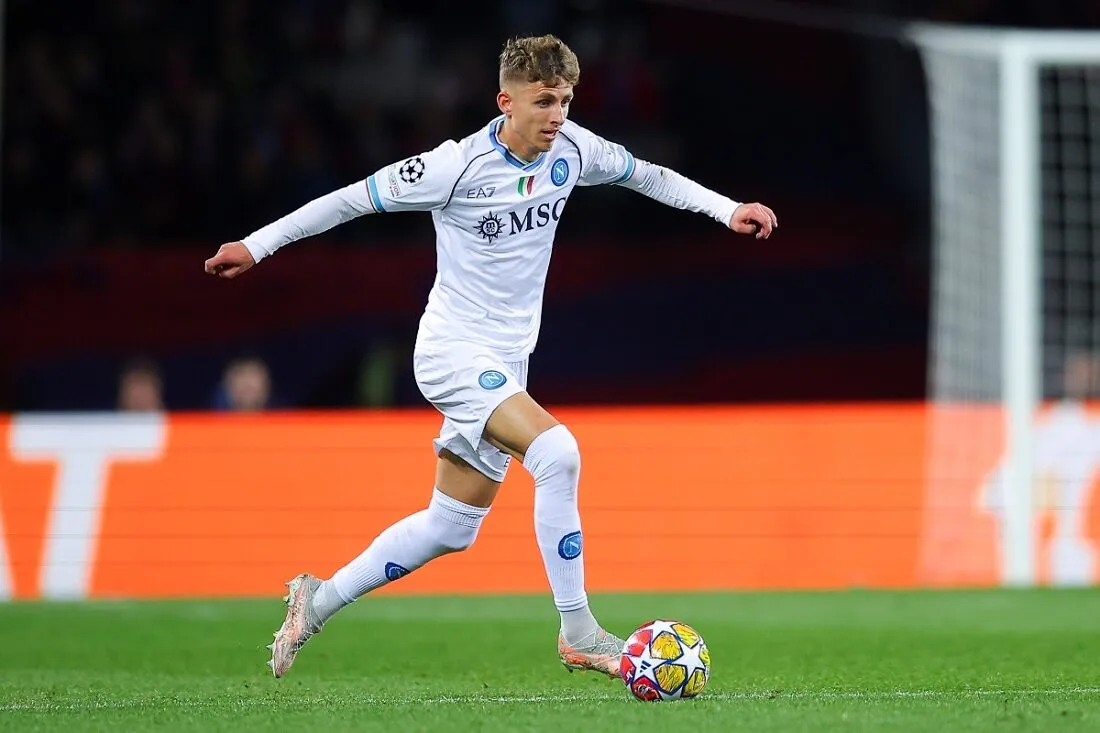 Jesper Lindstrom từng gây ấn tượng mạnh tại Bundesliga